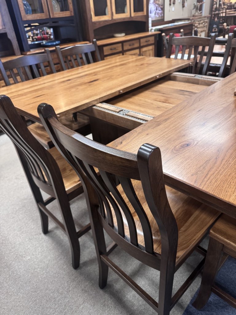 How to Choose the Right Dining Table Size | The Wood Carte